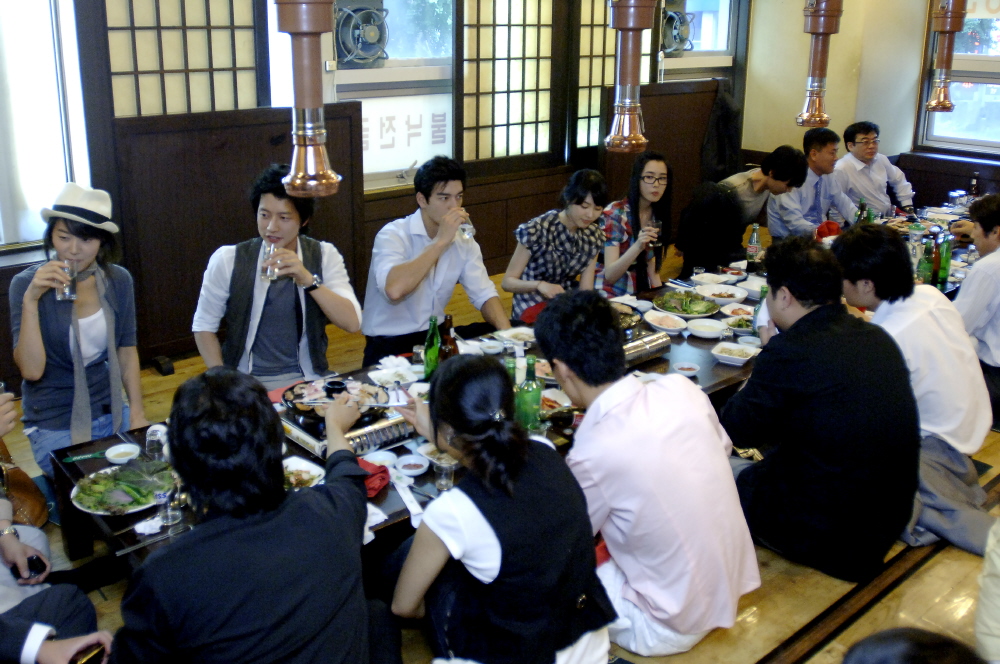 Lastest news of the hot drama East of Eden (attached with pics of the meeting) - Entertainment News - ,